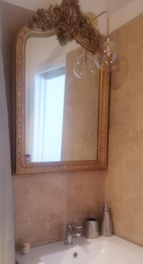 Coeur De Paris Montorgueil - Heart Of Paris - Charming Super Central Apartment For Your Ideal Parisian Days Екстериор снимка